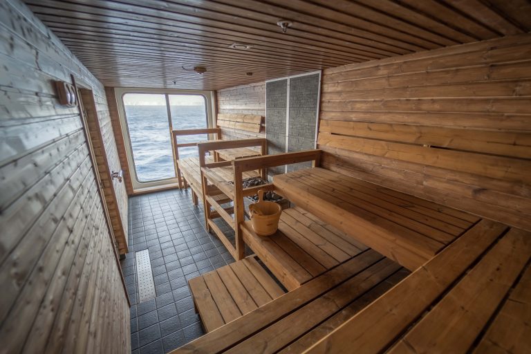 Greg Mortimer sauna