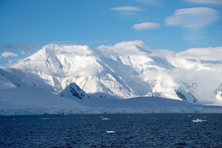 20170107-Antarctica Heb Sky_896